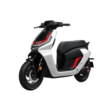 CFMOTO ZEEHO AE6+ Vibrant White L1e '24